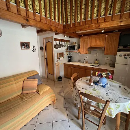 Apartment **pavillon Avec Terrasse Et Veranda, 5 Pers, Proche Et Commerces** - Fr-1-701-36 Valras-Plage