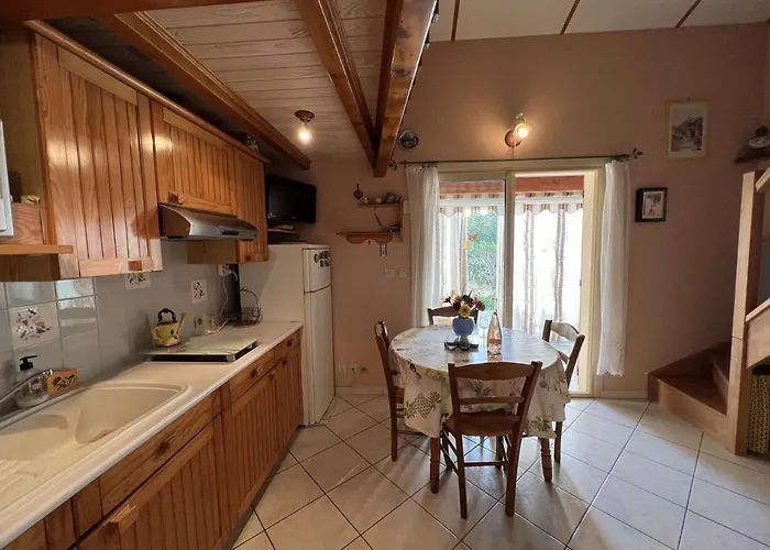 Pavillon Avec Terrasse, 5 Personnes, Parking, - Fr-1-701-36 Apartment Valras-Plage