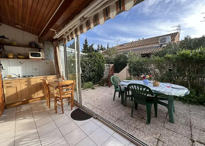 Apartment Pavillon Avec Terrasse, 5 Personnes, Parking, - Fr-1-701-36 Valras-Plage