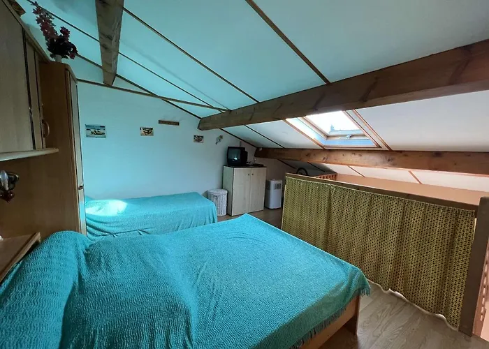 Pavillon Avec Terrasse, 5 Personnes, Parking, - Fr-1-701-36 Apartment