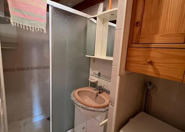 Pavillon Avec Terrasse, 5 Personnes, Parking, - Fr-1-701-36 Apartment